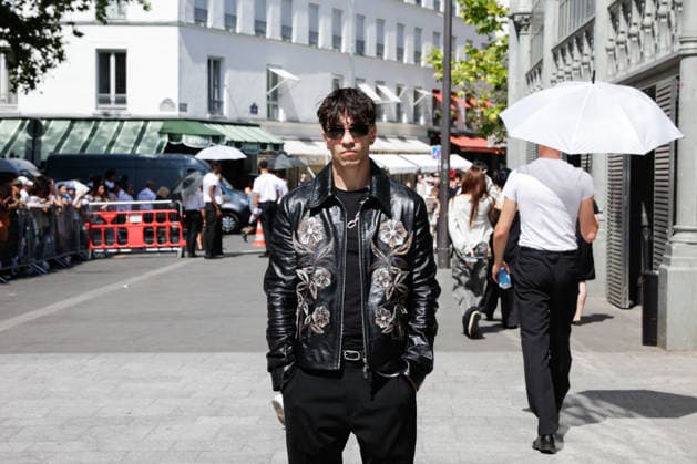 Guest at the Amiri Spring Summer 2027 Men’s Ready-to-Wear show at the Carreau du Temple during Paris Fashion Week (PFW), June 25, 2026 Tiphaine Lebely Bestimage Celebrities at the Amiri Spring Summer 2027 Men’s Ready-to-Wear show at the Carreau du Temple during Paris Fashion Week (PFW) in Paris, France  Copyright: xTiphainexLebelyx xBestimagexTiphainexLebelyx xBestimagex