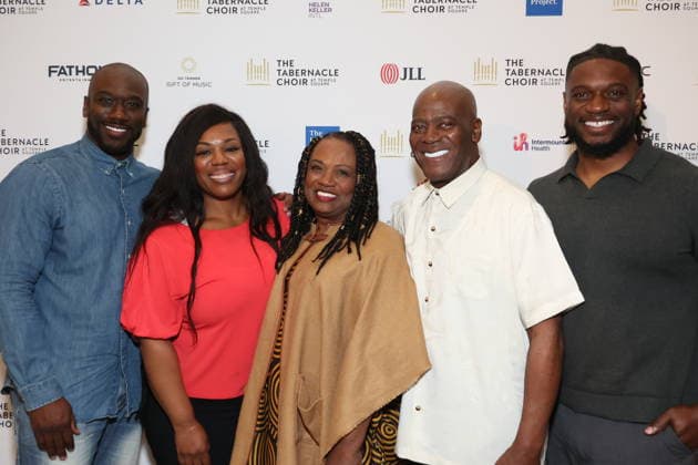 Los Angeles CA June 25: The Bonner Family Choir at The Tabernacle Choir & Orchestra at Temple Sqaure conference on June 25, 2026 Credit: USA  - ZUMAa123 20260625_zaa_a123_089 Copyright: xAdMediax