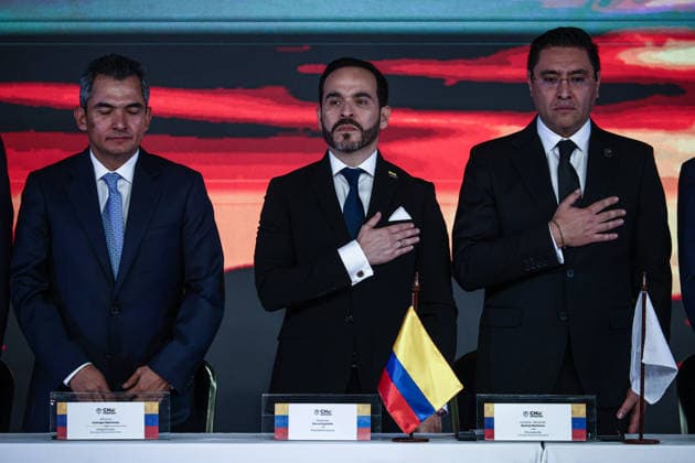 Abelardo de la Espriella officially declared Colombia s President-elect BOGOTA, COLOMBIA - JUNE 25: Colombia s President-elect, Abelardo de la Espriella (C), awaits his official certificates during the inauguration ceremony as the new President of Colombia, in Bogota, Colombia, on June 25, 2026. Lucas Aguayo Araos Anadolu Bogota Colombia. Editorial use only. Please get in touch for any other usage.  Copyright: x2026xAnadoluxLucasxAguayoxAraosx