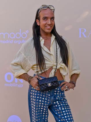 June 25, 2026, Madrid, Madrid, Spain: ALESS GUIBAJA attend the photocall for the new edition of DULCEIDA Ã¢â‚¬oe Rainbow Ã¢â‚¬Â as part of the official MADO 2026 program at Las Brasas del Mentidero on June 25, 2026, in Madrid, Spain. Madrid Spain  - ZUMAc312 20260625_zsp_c312_059 Copyright: xOscarxManuelxSanchezx
