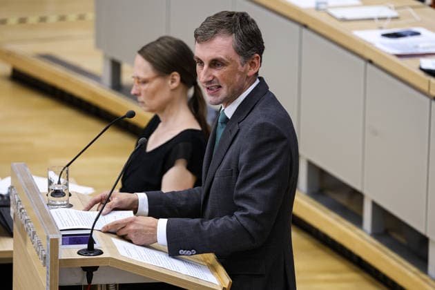 Bildungsminister Jan Riedel (CDU,Sachsen Anhalt) - Landtagssitzung im Landtag von Sachsen Anhalt in Magdeburg *** Education Minister Jan Riedel (CDU), Saxony-Anhalt State Parliament session at the Saxony-Anhalt State Parliament in Magdeburg