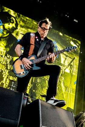 The Offspring live at Tinderbox 2026 Odense, Denmark. 26th, June 2026. The American rock band The Offspring performs a live concert during the Danish music festival Tinderbox 2026 in Odense. Here guitarist Noodles is seen live on stage. Denmark, Odense  Copyright: xGonzalesxPhoto LassexLagonix