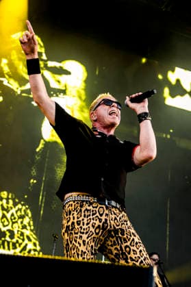 The Offspring live at Tinderbox 2026 Odense, Denmark. 26th, June 2026. The American rock band The Offspring performs a live concert during the Danish music festival Tinderbox 2026 in Odense. Here singer and guitarist Dexter Holland is seen live on stage. Denmark, Odense  Copyright: xGonzalesxPhoto LassexLagonix