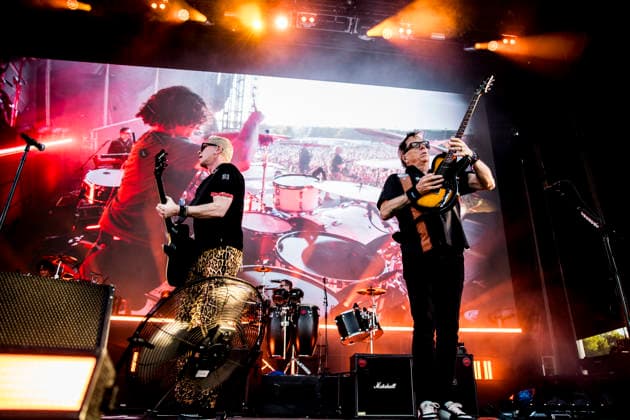 The Offspring live at Tinderbox 2026 Odense, Denmark. 26th, June 2026. The American rock band The Offspring performs a live concert during the Danish music festival Tinderbox 2026 in Odense. Here singer and guitarist Dexter Holland (L) is seen live on stage with guitarist Noodles (R). Denmark, Odense  Copyright: xGonzalesxPhoto LassexLagonix