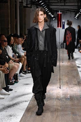 (260625) -- PARIS, June 25, 2026 -- Models present creations from the menswear Spring Summer 2027 collections by Yohji Yamamoto during the Men Paris Fashion Week, in Paris, France, on June 25, 2026. ( Handout via Xinhua) FRANCE-PARIS-MEN FASHION WEEK-YOHJI YAMAMOTO MeetEurope 