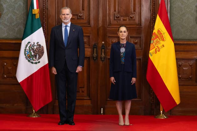 June 25, 2026, Mexico City, Mexico: Mexican President CLAUDIA SHEINBAUM PARDO welcomed KING FELIPE VI of Spain to the National Palace during the monarchs first official visit to Mexico in more than seven years and his first meeting with the current federal administration. The private meeting took place before the King traveled to Guadalajara to attend the 2026 FIFA World Cup match between Spain and Uruguay. Mexico City Mexico - ZUMAl178 20260625_znp_l178_008 Copyright: xCristianxLeyvax