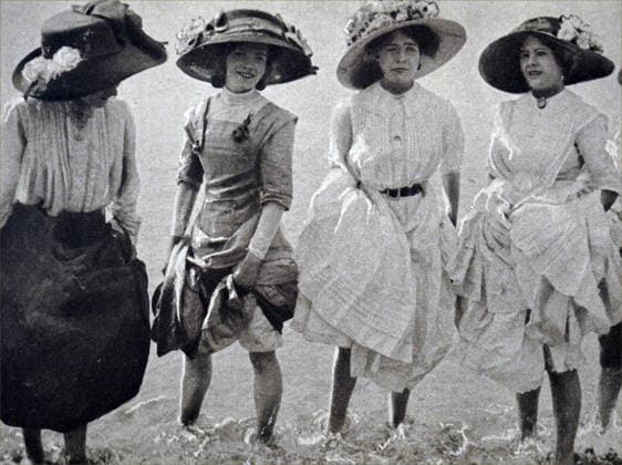 RECORD DATE NOT STATED Photograph of a group of women during the seaside holiday Photograph of a group of women during the seaside holiday dressed in their petticoats on Brighton beach. Dated 20th century Editorial use only. All other uses to be cleared with the copyright owner (World History Archive), in advance., WHA_107_0387.jpg, women; group; seaside holiday; petticoats; Brighton beach; 20th century; vintage; retro; fashion; style; summer; vacation; leisure; friends; fun; outdoors; beachwear; historical; nostalgia; British; English; coastal; resort; travel; tourism; old-fashioned; clothing; dresses; skirts; ocean. Copyright: xx