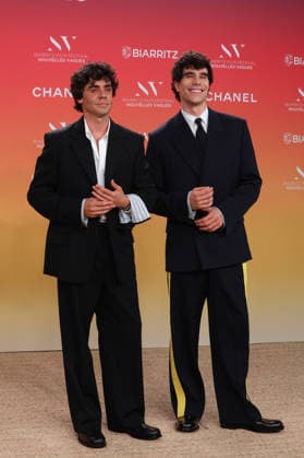 Javier Ambrossi, Javier Calvo at the La Gare du Midi theater in Biarritz as part of the Biarritz Film Festival Nouvelles Vagues on June 25, 2026 Jean Marc Lhomer Bestimage Celebs at the La Gare du Midi theater in Biarritz as part of the Biarritz Film Festival – Nouvelles Vagues on June 25, 2026, in Biarritz, France  Copyright: xJean-MarcxLhomerx xBestimagexJean-MarcxLhomerx xBestimagex