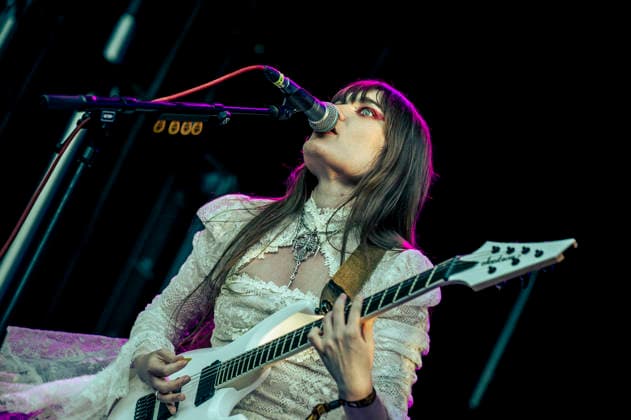 Calva Louise live at Copenhell 2026 Copenhagen, Denmark. 25th, June 2026. The rock band Calva Louise performs a live concert during the Danish heavy metal festival Copenhell 2026 in Copenhagen. Here vocalist and guitarist Jess Allanic is seen live on stage. Denmark, Copenhagen  Copyright: xGonzalesxPhoto MathiasxBakxLarsenx