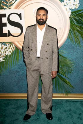 Himesh Patel bei der Weltpremiere des Netflix-Films Enola Holmes 3 im Plaza Hotel. New York, 25.06.2026 *** Himesh Patel at the world premiere of the Netflix film *Enola Holmes 3* at the Plaza Hotel in New York, June 25, 2026 Foto:xJ.xShorex xFuturexImagex holmes_6608