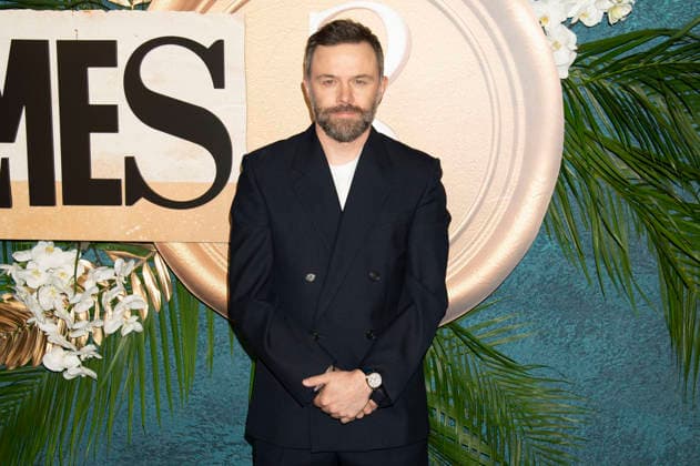 Philip Barantini bei der Weltpremiere des Netflix-Films Enola Holmes 3 im Plaza Hotel. New York, 25.06.2026 *** Philip Barantini at the world premiere of the Netflix film *Enola Holmes 3* at the Plaza Hotel in New York, June 25, 2026 Foto:xJ.xShorex xFuturexImagex holmes_6619