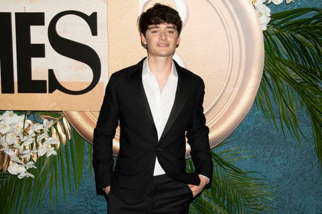 Noah Schnapp bei der Weltpremiere des Netflix-Films Enola Holmes 3 im Plaza Hotel. New York, 25.06.2026 *** Noah Schnapp at the world premiere of the Netflix film *Enola Holmes 3* at the Plaza Hotel in New York, June 25, 2026 Foto:xJ.xShorex xFuturexImagex holmes_6625