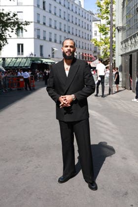 Desmond Scott at the Amiri Men s Ready-to-Wear Spring Summer 2027 Collection fashion show during Paris Fashion Week, June 25, 2026 Florian Lavielle Bestimage Celebrities at the Amiri Men’s Ready-to-Wear Spring Summer 2027 Collection fashion show during Paris Fashion Week on June 25, 2026, Paris, France  Copyright: xFlorianxLaviellex xBestimagexFlorianxLaviellex xBestimagex