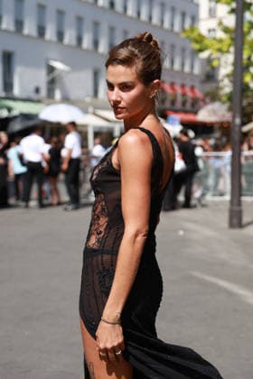 Clara Berry at the Amiri Men s Ready-to-Wear Spring Summer 2027 fashion show during Paris Fashion Week, June 25, 2026 Florian Lavielle Bestimage Celebrities at the Amiri Men’s Ready-to-Wear Spring Summer 2027 Collection fashion show during Paris Fashion Week on June 25, 2026, Paris, France  Copyright: xFlorianxLaviellex xBestimagexFlorianxLaviellex xBestimagex