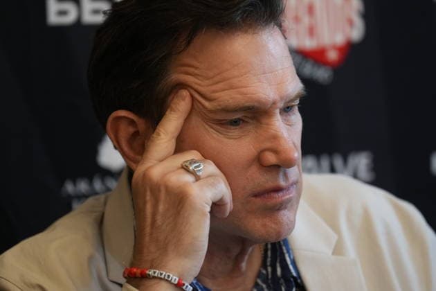 Press conference with singer Chris Isaak at the Carlton Hotel in Bilbao American singer-songwriter Chris Isaak during a press conference on June 26, 2026, in Bilbao, Biscay, Basque Country, Spain. This press conference, held in the ballrooms of the historic Carlton Hotel in Bilbao, served to reveal the details of his musical performance as one of the major headliners of the new edition of the BBK Legends festival, reviewing his career in rockabilly and his most iconic songs. JUNE 26, 2026 H Bilbao, Biscay, Basque Country Bilbao, Biscay, Basque Country, Spain  Copyright: xH.Bilbaox 7624513