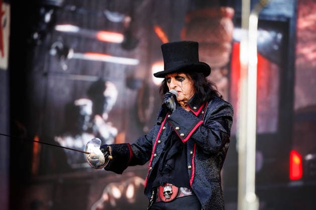 Alice Cooper live at Tons of Rock 2026 Oslo, Norway. 25th, June 2026. The American singer Alice Cooper performs a live concert during the Norwegian music festival Tons of Rock 2026 in Oslo. Norway, Oslo  Copyright: xGonzalesxPhoto KetilxMartinsenx