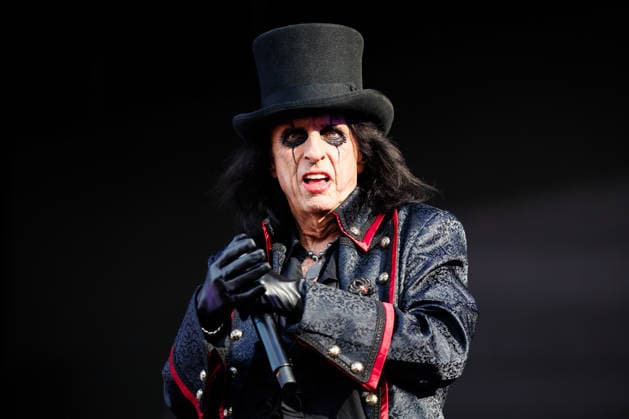 Alice Cooper live at Tons of Rock 2026 Oslo, Norway. 25th, June 2026. The American singer Alice Cooper performs a live concert during the Norwegian music festival Tons of Rock 2026 in Oslo. Norway, Oslo  Copyright: xGonzalesxPhoto KetilxMartinsenx