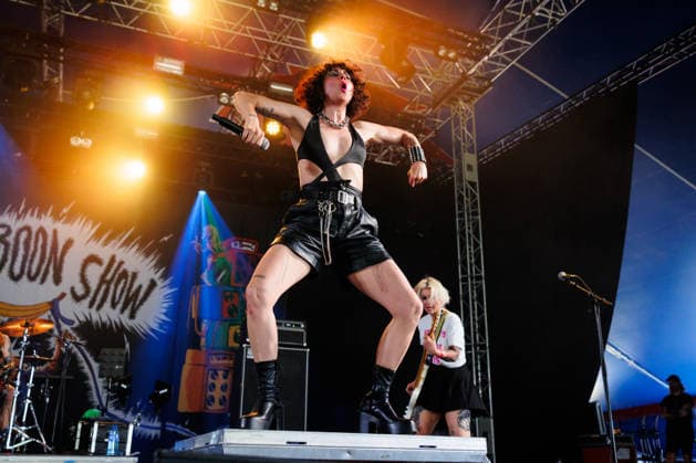 The Baboon Show live at Tons of Rock 2026 Oslo, Norway. 25th, June 2026. The Swedish punk band The Baboon Show performs a live concert during the Norwegian music festival Tons of Rock 2026 in Oslo. Here vocalist Cecilia Bostrom is seen live on stage. Norway, Oslo  Copyright: xGonzalesxPhoto KetilxMartinsenx