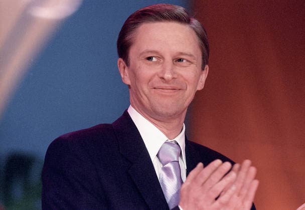 Defense Minister Sergei Ivanov 2793404 16.02.2001 Russian Defense Minister Sergei Ivanov at the Ball of Olympians in the Olympiysky Sports Complex. Sergey Guneev Sputnik Moscow Russia  Copyright: xSergeyxGuneevx