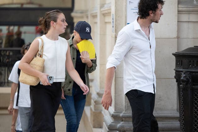 Stephane Plaza Appeal Trial - Paris Plaintiff Amandine Bourgeois arrives for the appeal trial of French TV host and real estate agent Stephane Plaza for domestic violence in Paris on June 26, 2026. Photo by Raphael Lafargue ABACAPRESS.COM Paris France  Copyright: xLafarguexRaphael ABACAx