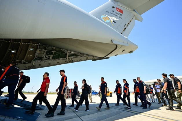 Plane carrying search and rescue and humanitarian aid teams from Turkiye to Venezuela set off ISTANBUL, TURKIYE - JUNE 26: Plane carrying Turkish search and rescue and humanitarian aid teams departs from Istanbul Ataturk Airport for Venezuela on June 26, 2026 in Istanbul, Turkiye. Cem Tekkesinoglu Anadolu Istanbul Turkey. Editorial use only. Please get in touch for any other usage.  Copyright: x2026xAnadoluxCemxTekkesinoglux