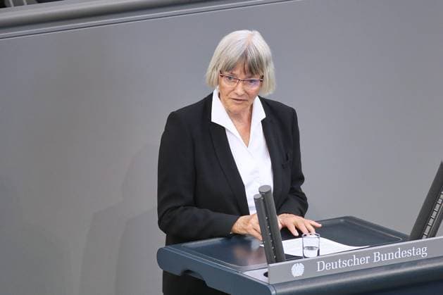 Berlin, Deutschland, 26.06.2026: Deutscher Bundestag: 87. Bundestagssitzung: Gerrit Huy, AfD *** Berlin, Germany, June 26, 2026 German Bundestag 87th Session of the Bundestag Gerrit Huy, AfD Copyright: xdtsxNachrichtenagenturx dts_125401