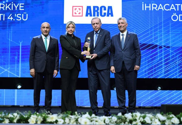Turkish President Recep Tayyip Erdogan ISTANBUL, TURKIYE - JUNE 26: (----EDITORIAL USE ONLY - MANDATORY CREDIT - TURKISH PRESIDENCY MURAT CETINMUHURDAR HANDOUT - NO MARKETING NO ADVERTISING CAMPAIGNS - DISTRIBUTED AS A SERVICE TO CLIENTS----) Turkish President Recep Tayyip Erdogan presents awards to 10 export champion companies following his speech during the Turkish Exporters Assembly (TIM) 33rd General Assembly and Export Champions Awards Ceremony at the Halic Congress Center, on June 26, 2026, in Istanbul, Turkiye. TUR Presidency Murat Cetinmuhurdar Anadolu Istanbul Turkey. Editorial use only. Please get in touch for any other usage.  Copyright: x2026xAnadoluxTURxPresidency MuratxCetinmuhurdarx