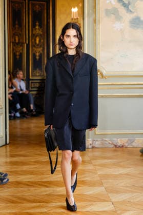 Studio Nicholson Men s Ready-to-Wear Spring Summer 2027 Fashion Show during Paris Fashion Week, France, on June 26, 2026 Bestimage Runway during the Studio Nicholson Men’s Spring Summer 2027 fashion show as part of Paris Fashion Week on June 26, 2026 in Paris, France Paris, France  Copyright: xAgencex xBestimagexAgencex xBestimagex