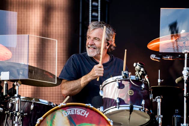 Snow Patrol live at Tinderbox 2026 Odense, Denmark. 26th, June 2026. The Northern Irish rock band Snow Patrol performs a live concert at during the Danish music festival Tinderbox 2026 in Odense. Here drummer Ash Soan is seen live on stage. Denmark, Odense  Copyright: xGonzalesxPhoto LassexLagonix