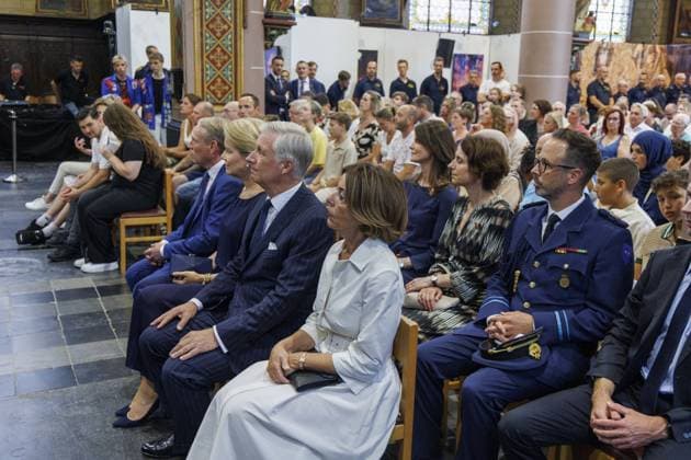 Buggenhout mayor Geert Hermans, Queen Mathilde of Belgium, King Philippe - Filip of Belgium and East-Flanders province governor Carina Van Cauter pictured during a commemorative ceremony in honour of the victims of last May accident between a train and a minivan, at the railway crossing Vierhuizen, in Buggenhout, Tuesday 26 May 2026. On May 26th, four people died in the traffic accident: two pupils, the driver and a supervisor.  NICOLASxMAETERLINCK 179432284