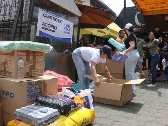 HUMANITARIAN AID COLLECTION CENTER FOR VENEZUELA Quito, Friday, June 26, 2026 Humanitarian aid collection center for the victims of the earthquakes in Venezuela, at the Cachapas el Félix restaurant, Dozens of Venezuelans and Ecuadorians came to drop off their donations. Photos: API, Rolando Enriquez, Quito, Pichincha, Ecuador. DIS CENTROACOPIOAYUDAAVENEZUELA 18c2228cd64017fcd55a76a450005625 Copyright: xROLANDO-ENRIQUEZx