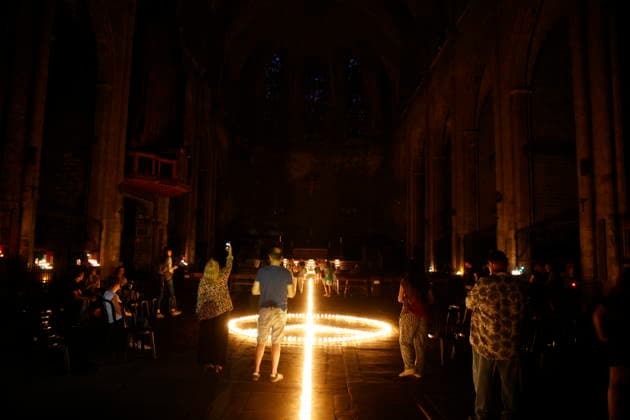 Celebration of the 3rd edition of the Nit de les Esglésies in Barcelona Celebration of the Nit de les Esglésies at the Basilica of Santa María del Pi on June 26, 2026, in Barcelona, Catalonia, Spain. This exceptional nighttime opening of the church, part of the celebration of the third edition of the Night of the Churches, allows visitors and the faithful to discover the city’s architectural heritage, sacred art, and places of worship in the city, illuminated in a special way outside their regular hours. JUNE 26, 2026 CATALONIA NIGHT OF THE CHURCHES CANDLES ILLUMINATION RELIGION CHURCH Kike Rincó Barcelona Catalonia Barcelona Catalonia Spain  Copyright: xKikexRinconx 7625553