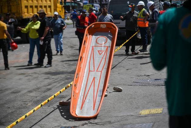 Aftermath Of Earthquakes In Caracas Emergency services work at the site of a collapsed building following earthquakes in Caracas, Venezuela, on June 26, 2026. Caracas Venezuela  Copyright: xJonathanxLanzax originalFilename: lanza-notitle260626_npIgb.jpg