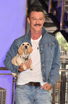 NEW YORK, NY - JUNE 26: Luke Evans Lights the Empire State Building in Partnership with the Stonewall Inn Gives Back Initiative and the Trevor Project to Celebrate New York City Pride 2026 on June 26, 2026 in New York City. Credit: AdMedia New York City USA  - ZUMAa123 20260626_zaa_a123_091 Copyright: xJohnxFyckex