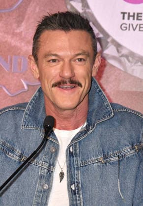 NEW YORK, NY - JUNE 26: Luke Evans Lights the Empire State Building in Partnership with the Stonewall Inn Gives Back Initiative and the Trevor Project to Celebrate New York City Pride 2026 on June 26, 2026 in New York City. Credit: AdMedia New York City USA  - ZUMAa123 20260626_zaa_a123_065 Copyright: xJohnxFyckex