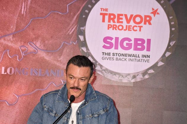 NEW YORK, NY - JUNE 26: Luke Evans Lights the Empire State Building in Partnership with the Stonewall Inn Gives Back Initiative and the Trevor Project to Celebrate New York City Pride 2026 on June 26, 2026 in New York City. Credit: AdMedia New York City USA  - ZUMAa123 20260626_zaa_a123_071 Copyright: xJohnxFyckex