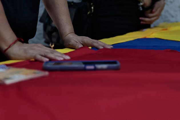 June 26, 2026, Mexico City, Cdmx, Mexico: In response to earthquakes that have caused material losses and casualties in Venezuela, the country s embassy in Mexico City opened its doors as a collection center. It is accepting humanitarian aid brought by Mexicans, foreign nationals, and Venezuelans living in Mexico to provide support during this time. On the first day of accepting itemsâ€including medicines, non-perishable food, water, and hygiene productsâ€dozens of Venezuelans working as app-based delivery drivers arrived at the embassy. Carrying flags and singing their national anthem, they brought supplies needed by their relatives and fellow citizens. Many stated that while their people endure this crisis caused by natural di - ZUMAp204 20260626_zip_p204_030 Copyright: xJosuexPerezx