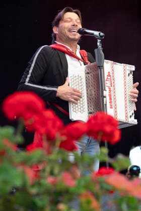 June 26, 2026, Klosters Serneus, Bündelti School, Gatschiefer Openair, schwiizerMix Klosters Serneus Bündelti School, Graubünden, Switzerland  Copyright: xJustPictures.ch AlexanderxRaemyx