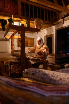 26.06.2026, Frundsbergfest Mindelheim 2026, ein bekanntes Historisches-Fest im Unterallgäu mit tausenden Mitwirkenden. Die Kreisstadt Mindelheim kehrt für eine Woche ins Mittelalter zurück und feiert ihre historische Geschichte. Am ersten Freitag ist Stimmungsvolles Altstadtfest und Lagerleben in den Gassen und Strassen der Innenstadt angesagt. Zunftstrasse Weberei 26.06.2026, Frundsbergfest Mindelheim 2026 26.06.2026, Frundsbergfest Mindelheim 2026 *** June 26, 2026, Frundsbergfest Mindelheim 2026, a well-known historical festival in the Unterallgäu region with thousands of participants. The district town of Mindelheim returns to the Middle Ages for a week and celebrates its rich history. On the first Friday, visitors can enjoy a liv