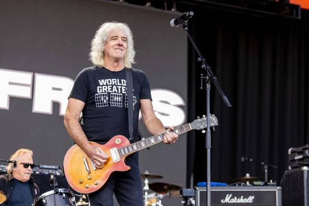 June 26, 2026, Milwaukee, Wisconsin, U.S: Musician BOBBY FRISS during the Summerfest Music Festival in Milwaukee, Wisconsin Milwaukee U.S  - ZUMAs135 20260626_zap_s135_031 Copyright: xDanielxDeSloverx