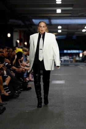 Sharon Stone walks the runway for the Men’s Ready-to-Wear Spring Summer 2027 collection during Paris Fashion Week (PFW) on June 26, 2026. Sharon Stone walks the runway for the Men’s Ready-to-Wear Spring Summer 2027 collection during Paris Fashion Week (PFW) on June 26, 2026, in Paris, France  Copyright: xAgencex xBestimagexAgencex xBestimagex