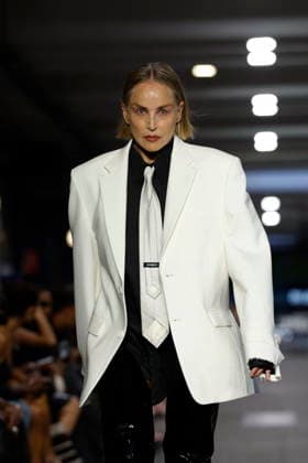 Sharon Stone walks the runway for the Men’s Ready-to-Wear Spring Summer 2027 collection during Paris Fashion Week (PFW) on June 26, 2026. Sharon Stone walks the runway for the Men’s Ready-to-Wear Spring Summer 2027 collection during Paris Fashion Week (PFW) on June 26, 2026, in Paris, France  Copyright: xAgencex xBestimagexAgencex xBestimagex