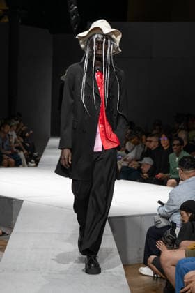 Comme des Garçons Men s Ready-to-Wear Spring Summer 2027 Collection Fashion Show during Paris Fashion Week, June 26, 2026 Comme Des Garcons Men’s Ready-to-Wear Spring Summer 2027 Collection Fashion Show at Paris Fashion Week, June 26, 2026, Paris, France  Copyright: xAgencex xBestimagexAgencex xBestimagex