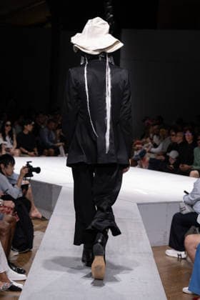 Comme des Garçons Men s Ready-to-Wear Spring Summer 2027 Collection Fashion Show during Paris Fashion Week, June 26, 2026 Comme Des Garcons Men’s Ready-to-Wear Spring Summer 2027 Collection Fashion Show at Paris Fashion Week, June 26, 2026, Paris, France  Copyright: xAgencex xBestimagexAgencex xBestimagex