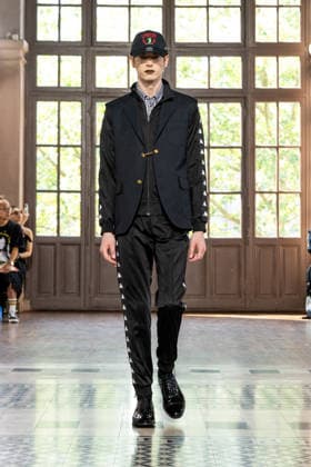 Junya Watanabe Men s Ready-to-Wear Spring Summer 2027 Collection Fashion Show at Paris Fashion Week, June 26, 2026 Junya Watanabe Men’s Ready-to-Wear Spring Summer 2027 Collection Fashion Show at Paris Fashion Week, June 26, 2026, Paris, France  Copyright: xAgencex xBestimagexAgencex xBestimagex