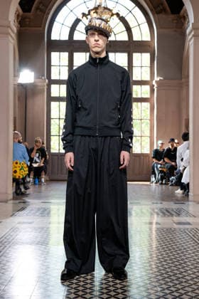 Junya Watanabe Men s Ready-to-Wear Spring Summer 2027 Collection Fashion Show at Paris Fashion Week, June 26, 2026 Junya Watanabe Men’s Ready-to-Wear Spring Summer 2027 Collection Fashion Show at Paris Fashion Week, June 26, 2026, Paris, France  Copyright: xAgencex xBestimagexAgencex xBestimagex