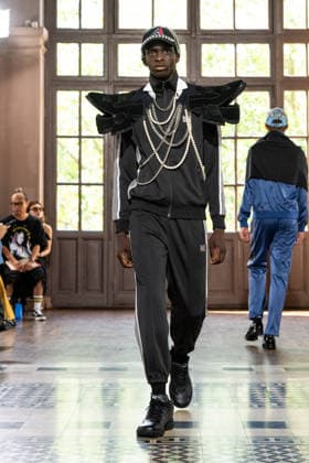 Junya Watanabe Men s Ready-to-Wear Spring Summer 2027 Collection Fashion Show at Paris Fashion Week, June 26, 2026 Junya Watanabe Men’s Ready-to-Wear Spring Summer 2027 Collection Fashion Show at Paris Fashion Week, June 26, 2026, Paris, France  Copyright: xAgencex xBestimagexAgencex xBestimagex