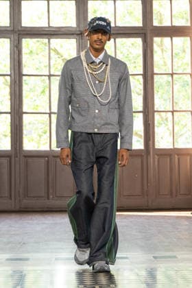 Junya Watanabe Men s Ready-to-Wear Spring Summer 2027 Collection Fashion Show at Paris Fashion Week, June 26, 2026 Junya Watanabe Men’s Ready-to-Wear Spring Summer 2027 Collection Fashion Show at Paris Fashion Week, June 26, 2026, Paris, France  Copyright: xAgencex xBestimagexAgencex xBestimagex