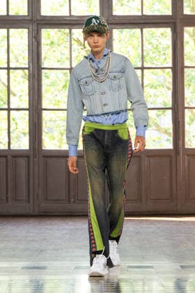 Junya Watanabe Men s Ready-to-Wear Spring Summer 2027 Collection Fashion Show at Paris Fashion Week, June 26, 2026 Junya Watanabe Men’s Ready-to-Wear Spring Summer 2027 Collection Fashion Show at Paris Fashion Week, June 26, 2026, Paris, France  Copyright: xAgencex xBestimagexAgencex xBestimagex