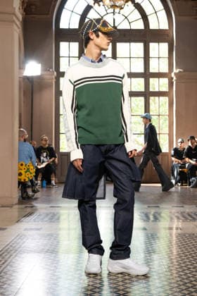 Junya Watanabe Men s Ready-to-Wear Spring Summer 2027 Collection Fashion Show at Paris Fashion Week, June 26, 2026 Junya Watanabe Men’s Ready-to-Wear Spring Summer 2027 Collection Fashion Show at Paris Fashion Week, June 26, 2026, Paris, France  Copyright: xAgencex xBestimagexAgencex xBestimagex